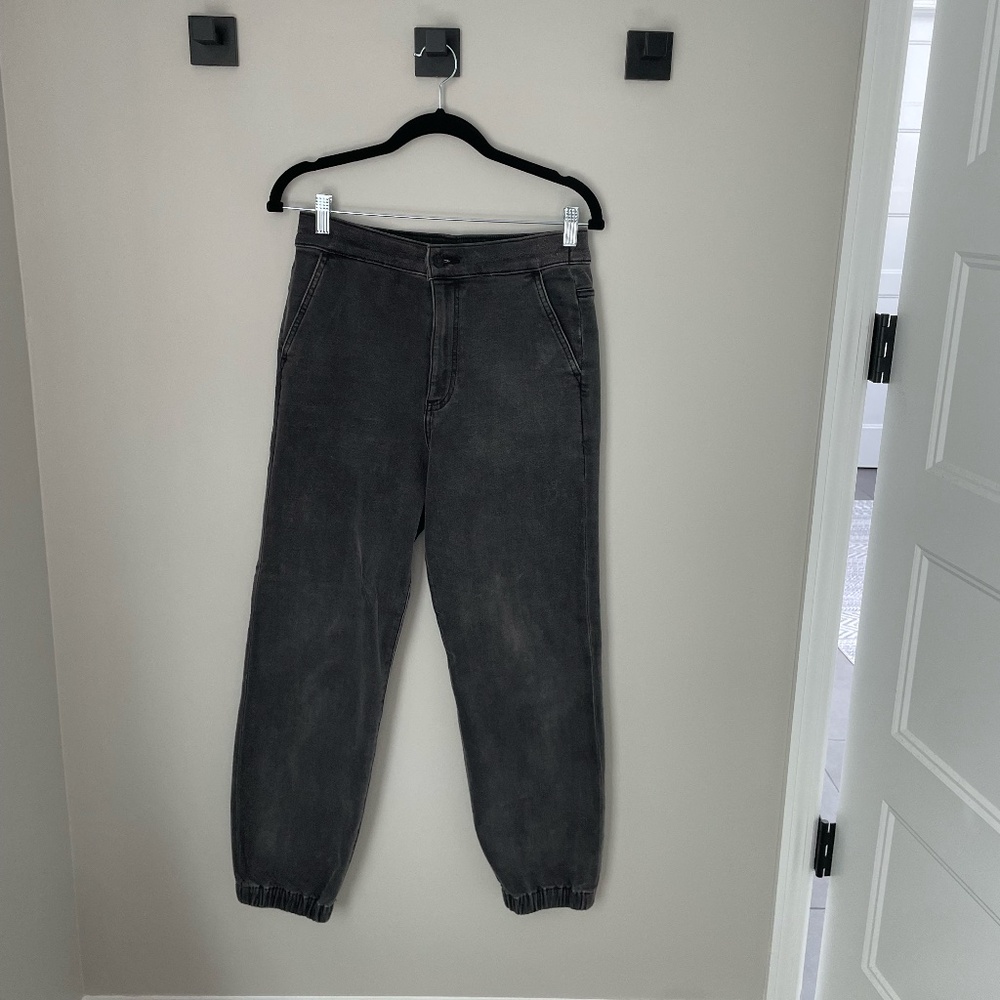 Express jogger jeans size 6